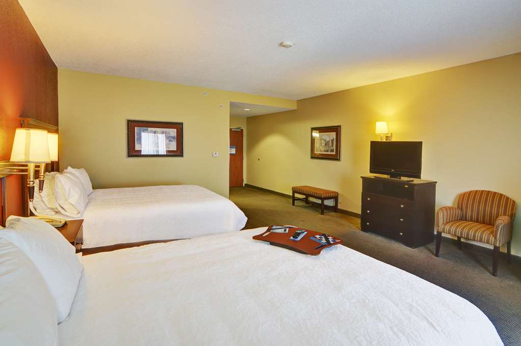 Hampton Inn & Suites Lawton Habitación foto